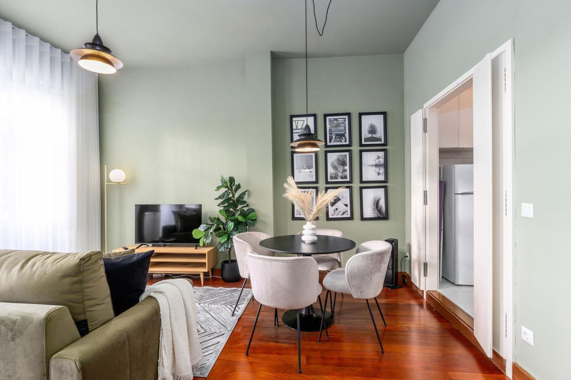 Maison D'angelina: In The Heart Of *